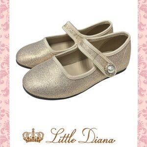 Little Diana sz 10, gold sparkle pearl details